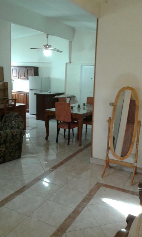 Elegant Heliopolis, Studio-Apartment Le Caire Extérieur photo